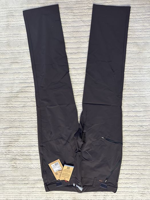 Pantaloni hiking Mammut marimea 52