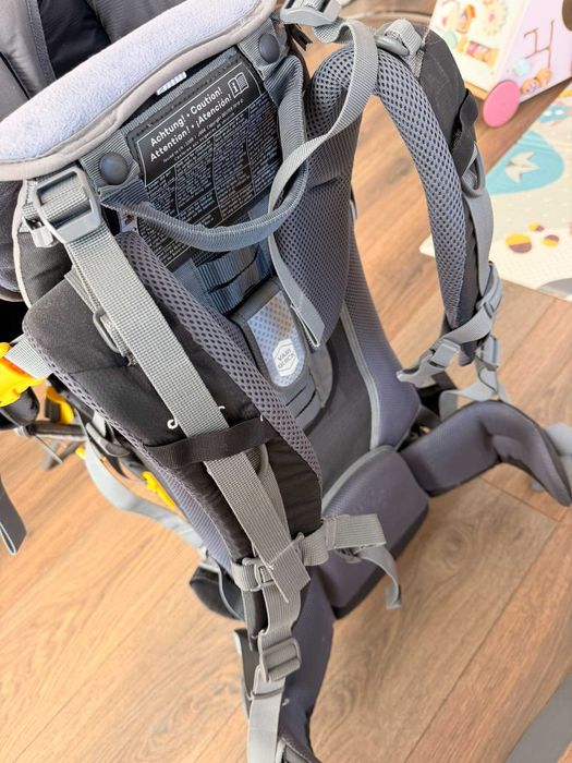 Раница за носене на дете DEUTER