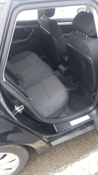 Vand Audi a4 din 2005 motor 2.0 un singur ax