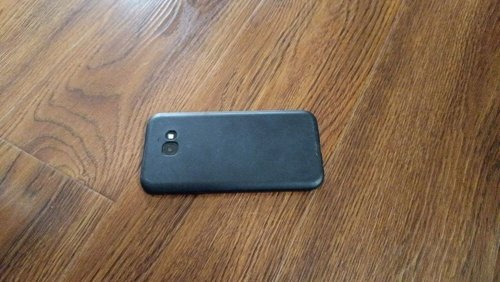 Samsung Galaxy A7 2017 3/32