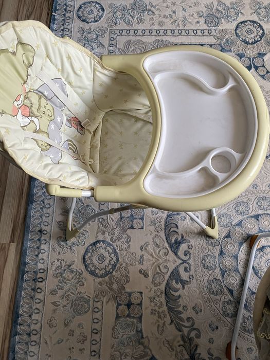 Продам кресло детский