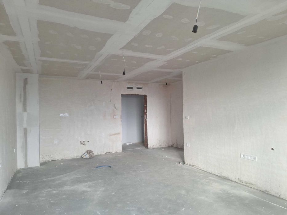 Просторен апартамент 67,5 кв.м. в ж.к. 'Владислав Варненчик'