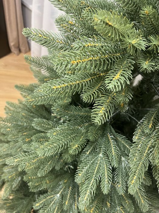 Продается елка..