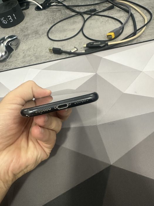 iPhone xr 64gb LL/A