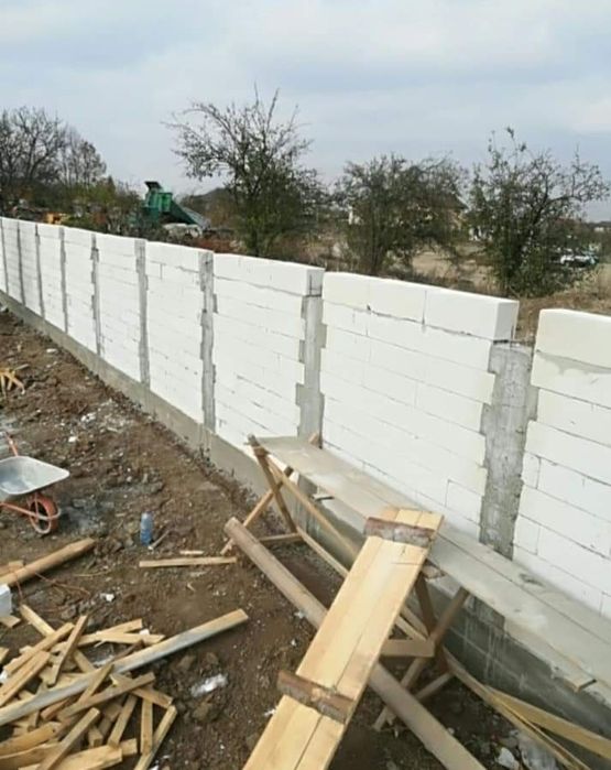 Garduri din sipca metalica, panouri stil jaluzele, tabla cutata, plasă