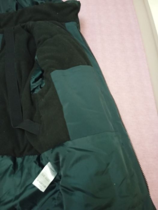 Продам зимний пуховик подростковый