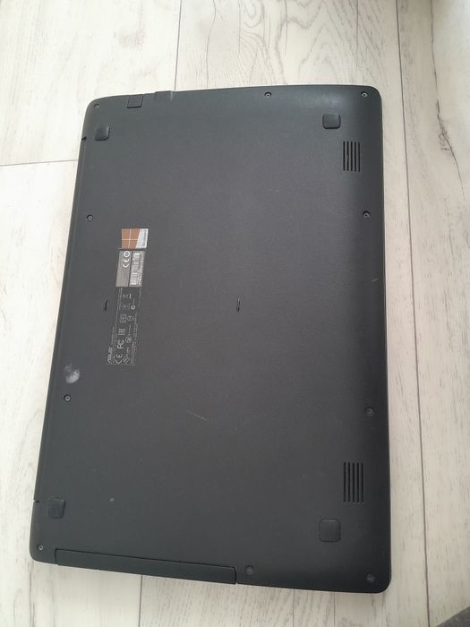 Ноутбук Asus продам