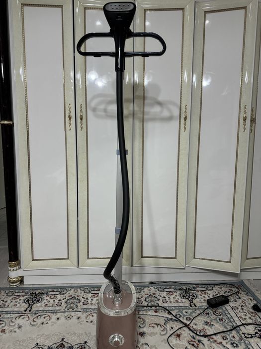 Продам паровой утюг 10000 т