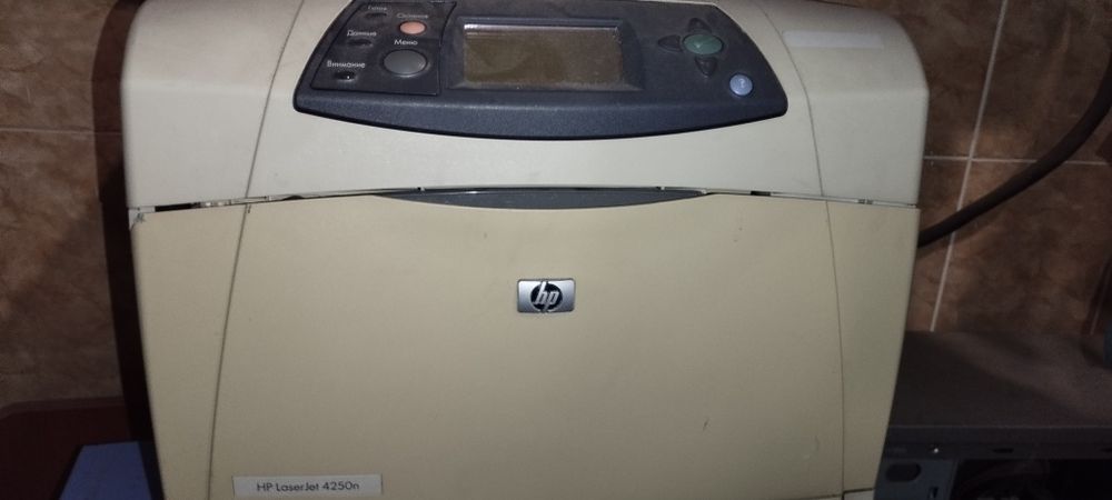 Продам принтер HP Laserjet 4250n