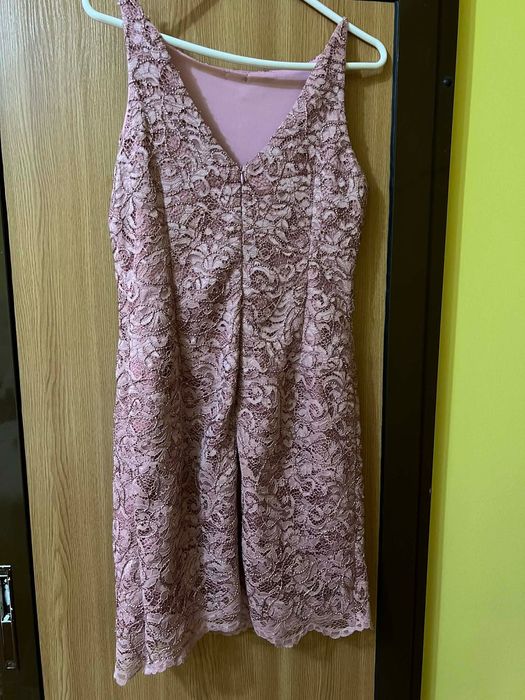 Розова официална рокля Lucy