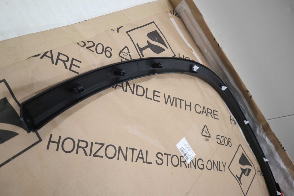 Чисто нова задна лява вежда калник Шкода Кодиак Skoda Kodiaq