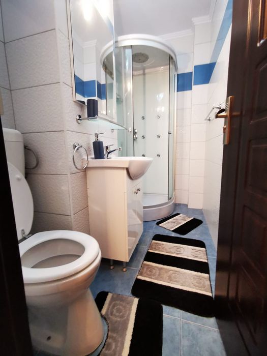 Inchiriez garsoniera Str.Nicolae Bălcesc,decomandată,utilată