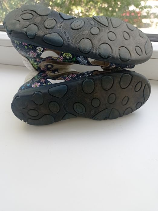 Сандалики девочка