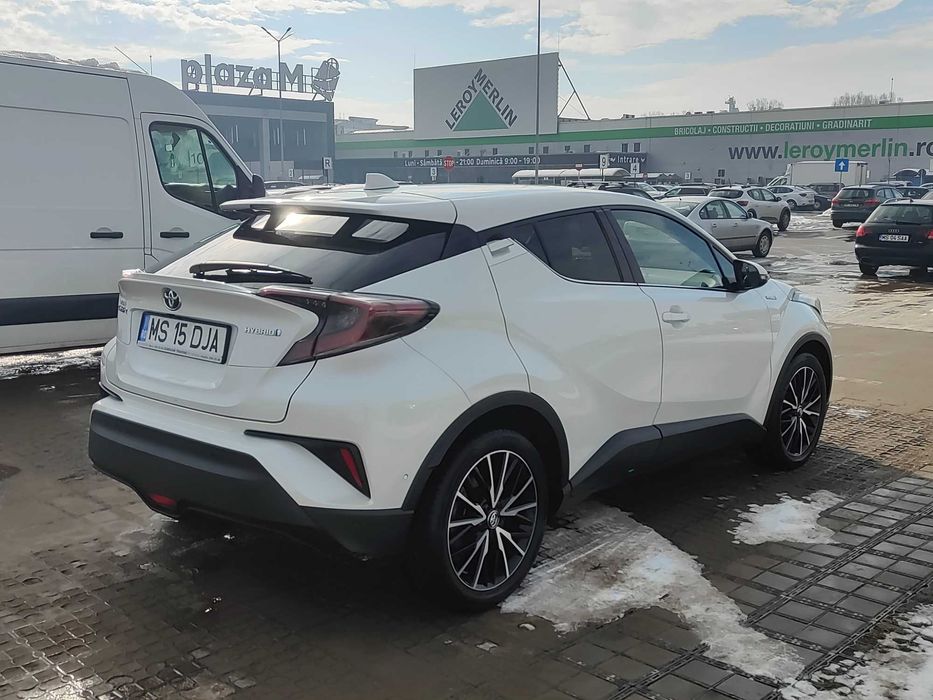 Toyota C-HR C-lassy 2019 1.8 Hybrid 122CP, unic proprietar, 47300 km