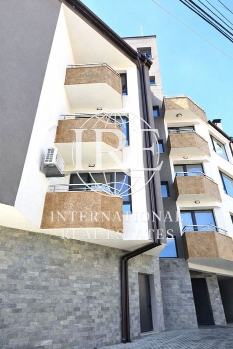 2-стаен в Варна-Левски площ 67 кв.м.  цена 155400 евро до ключ