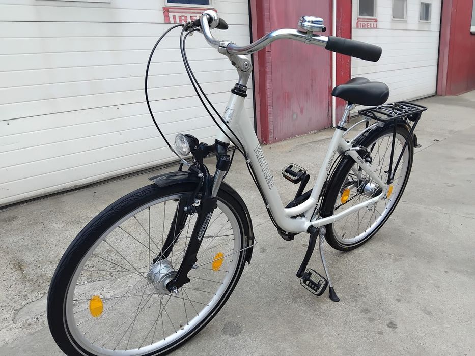 Vând bicicleta din aluminiu pentru damă