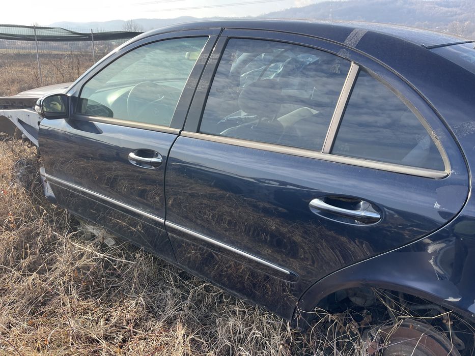 Usa portiera stanga dreapta mercedes e class w211