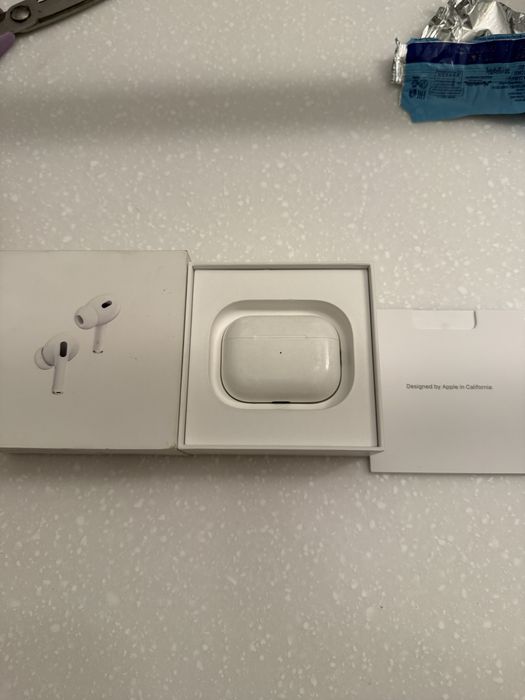 AirPods generation 2
