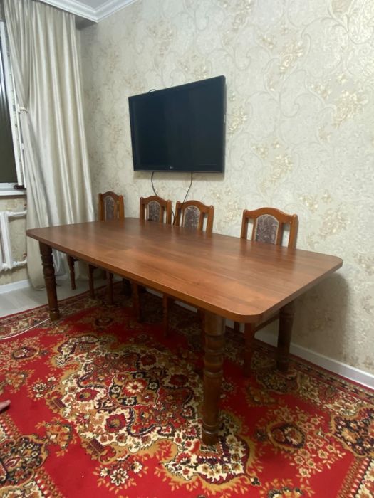 Продам гостевой стол