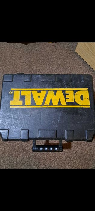 Оберфреза Dewalt DW 625-2000w