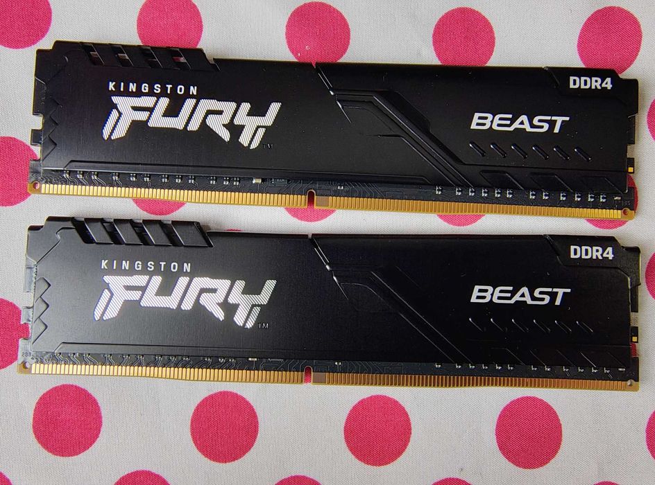 Kit Memorie Ram Fury Beast 32GB DDR4 3200MHz.