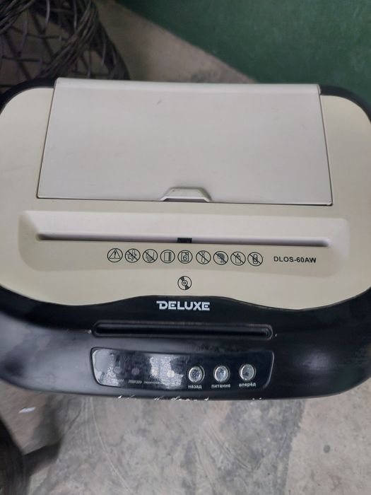 Измельчитель бумаги Deluxe DLOS-60AW