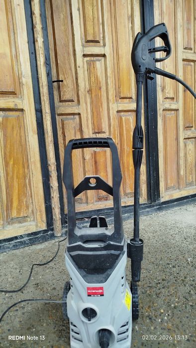 Карчер мошини ювиш учун уюда кулай