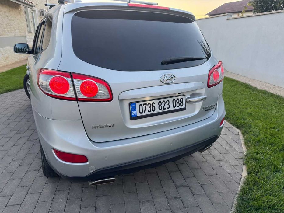 Hyundai Santa Fe Premium 4x4 2010 173000km 2.2 - 7 locuri