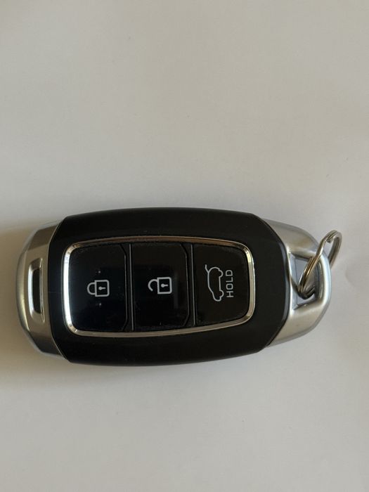 Продам смарт ключ Hyundai