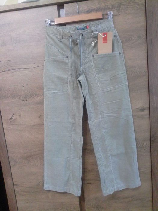 Нови джинси за момче FOX kids за ръст 152