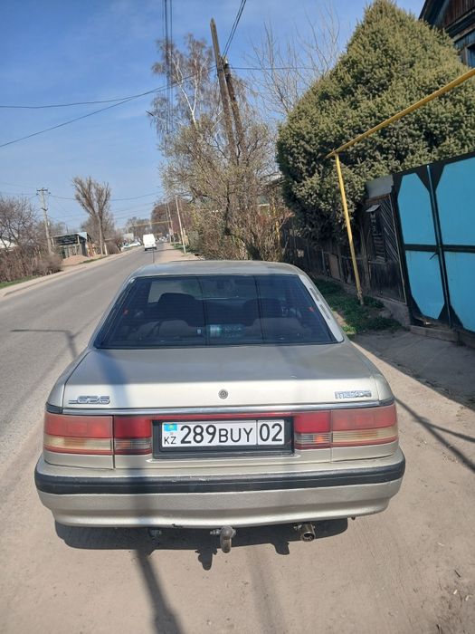 Мазда 626 седан 2куб