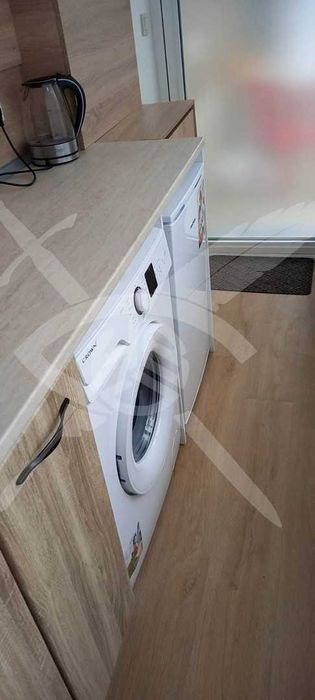 Дава се под наем Едностаен апартамент в София, Лозенец - 20 кв.м за 398.82 € - Снимка #2