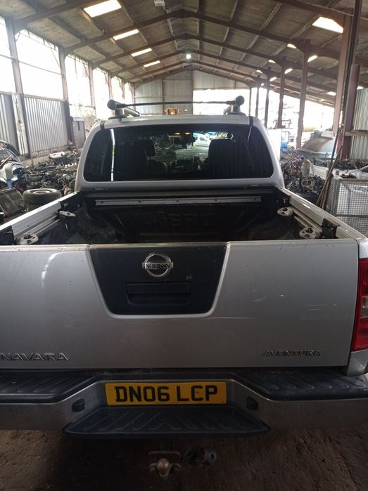 Nisan Navara 2.5 DCI 177kc 2007г