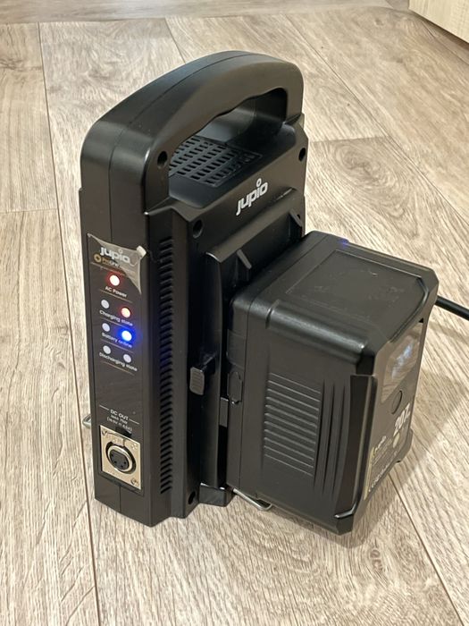 V-Mount зарядка Jupio ProLine