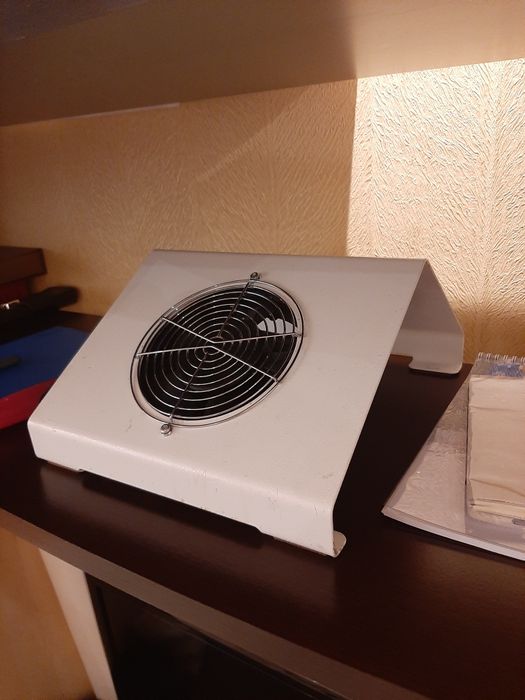 Подставка для маникюра