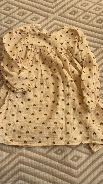 Продам вещи на девочку .