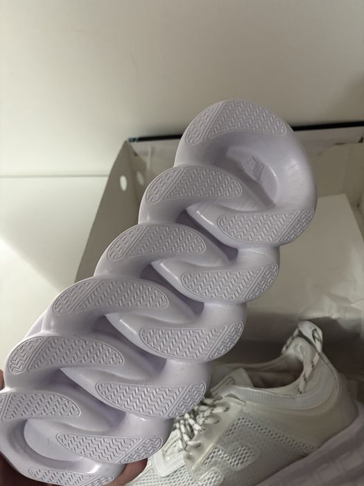 vand versace chain reaction