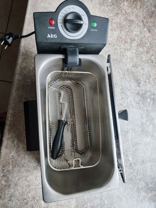 Продам фритюрница АЕG