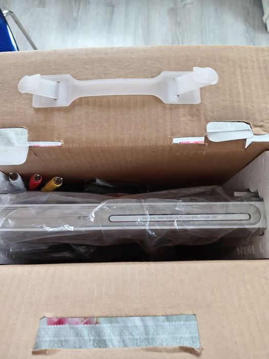 Продам DVD плеер, 2 шт.