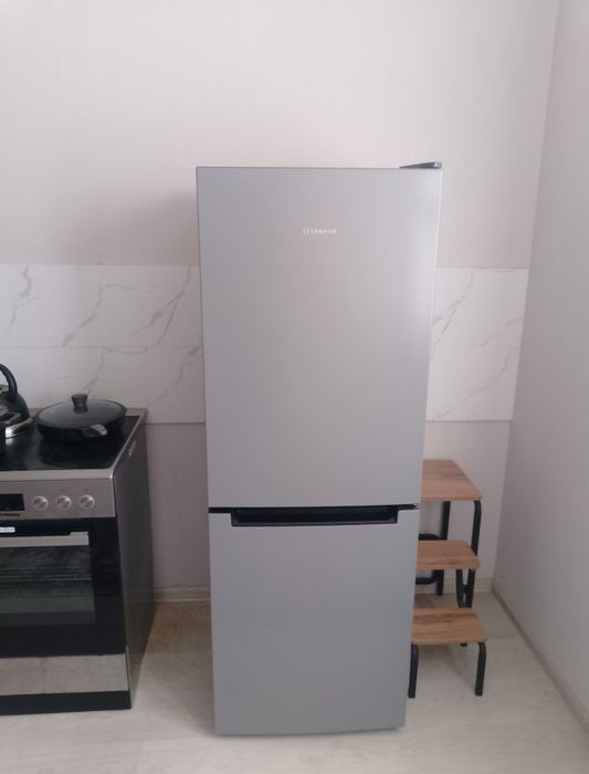 Холодильник Indesit DS 4160 G