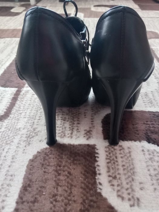 Обувь ,женские ботильоны