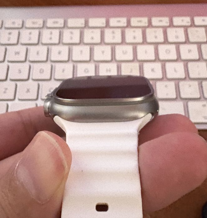 Apple Watch Ultra 2 Titanium