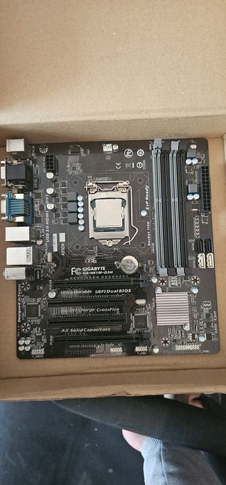 Vând componente pc mai vechi