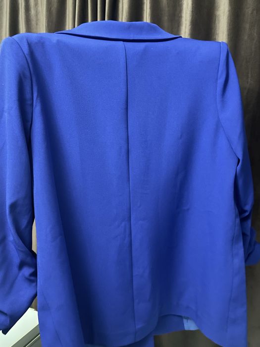 Пиджак женский , стильный