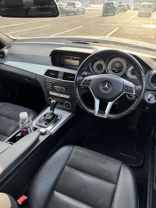 Vand sau dezmembrez Mercedes c class AMG OM651