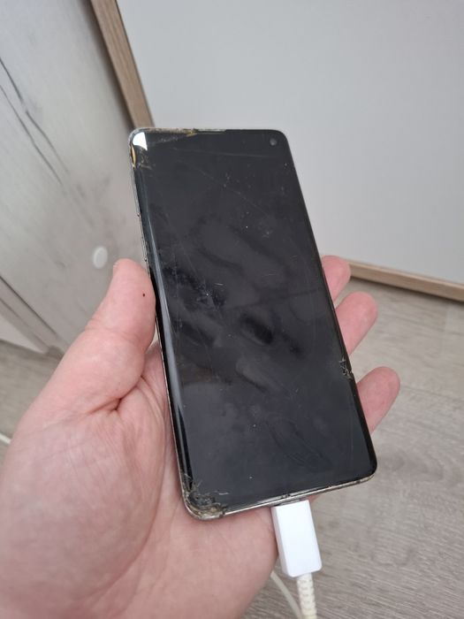 Samsung Galaxy S10 Black 128GB, pentru piese, 120 lei, doar in Cluj