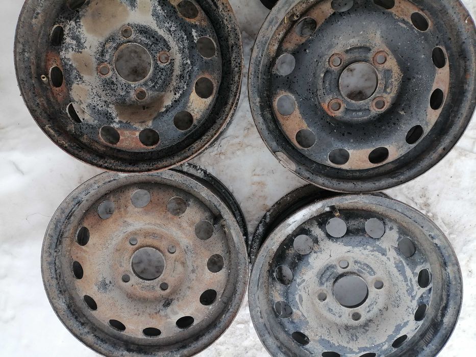 Продам диски на ауди80