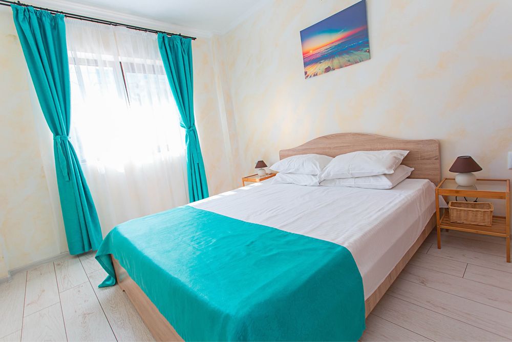 Apartamente de închiriat – Studio / 2 camere / 3 camere – 250-350 €
