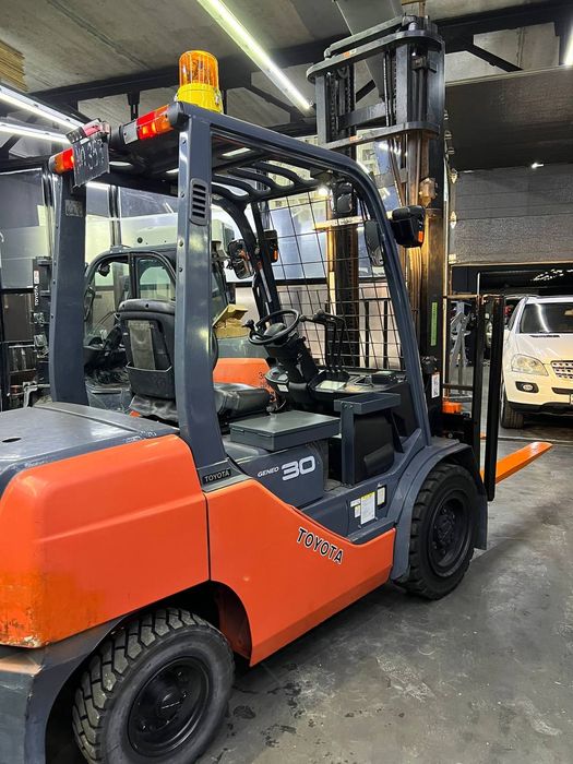 Вилочные Погрузчики 3 т дизель Toyota FD30