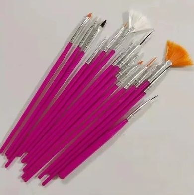 Продавам различни козметични уреди, принадлежности и аксесоари